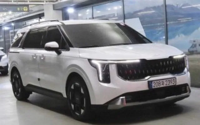 인천중고차사는법 더 뉴 카니발 4세대 가솔린 9인승 노블레스 매물 사진 20 - 2025/10 19,467km