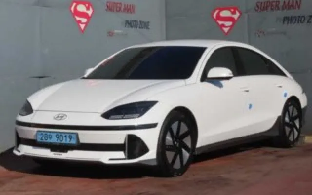 인천중고차사는법 아이오닉 6 롱레인지 4WD 매물 사진 7 - 2023/09 68,682km